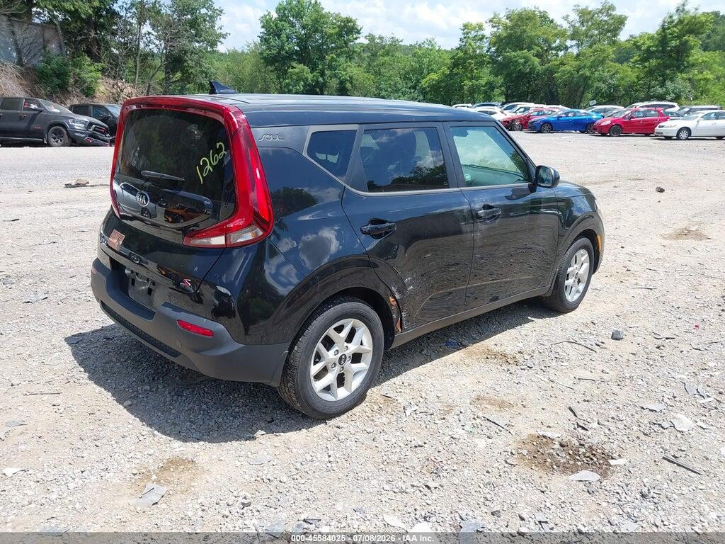 KNDJ23AU9L7701262 2020 KIA SOUL photo no. 4