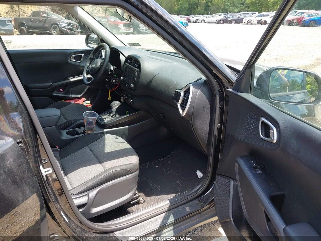 KNDJ23AU9L7701262 2020 KIA SOUL photo no. 5