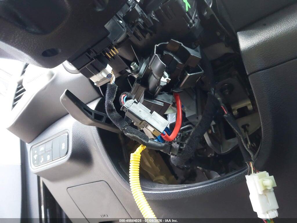KNDJ23AU9L7701262 2020 KIA SOUL photo no. 6