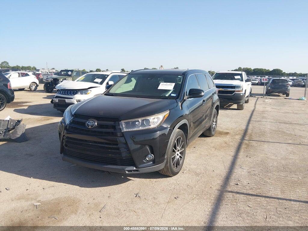 5TDKZRFH8HS518902 2017 TOYOTA HIGHLANDER photo no. 2