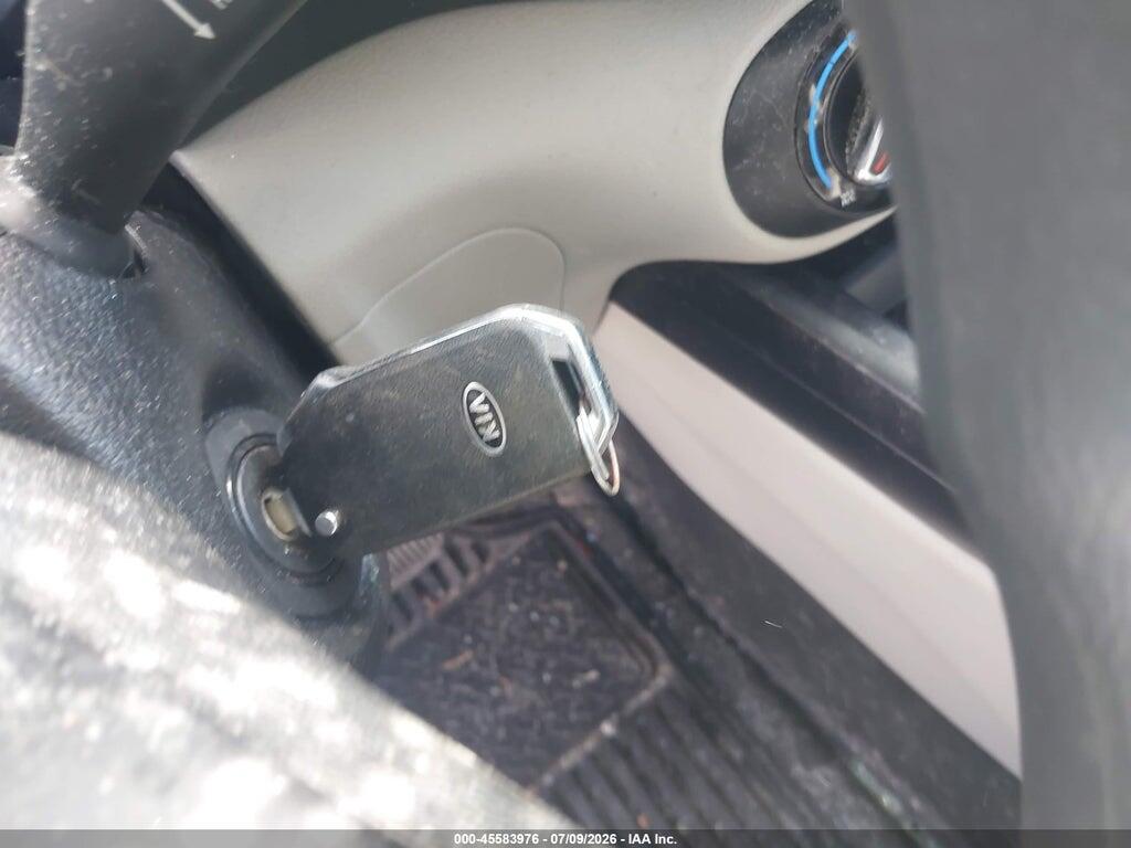 KNDJ23AU2M7781652 2021 KIA SOUL photo no. 11