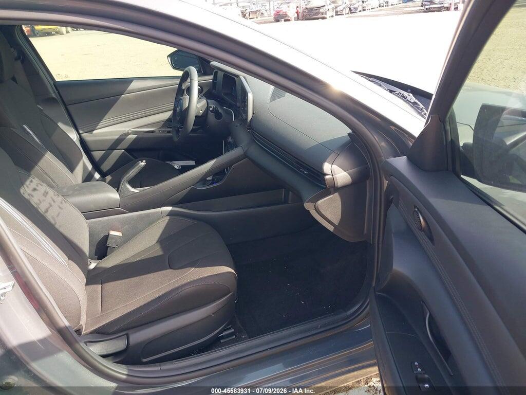 KMHLM4DGXTU175199 2026 HYUNDAI ELANTRA photo no. 5