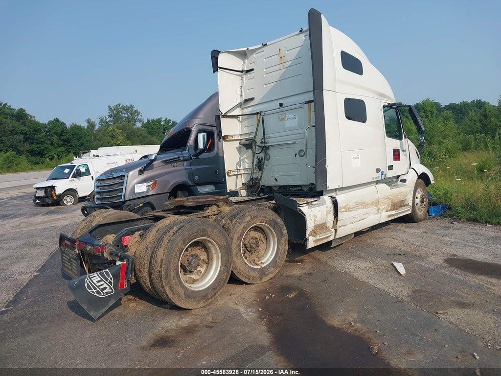 4V4NC9EH2KN202297 2019 VOLVO VNL photo no. 4