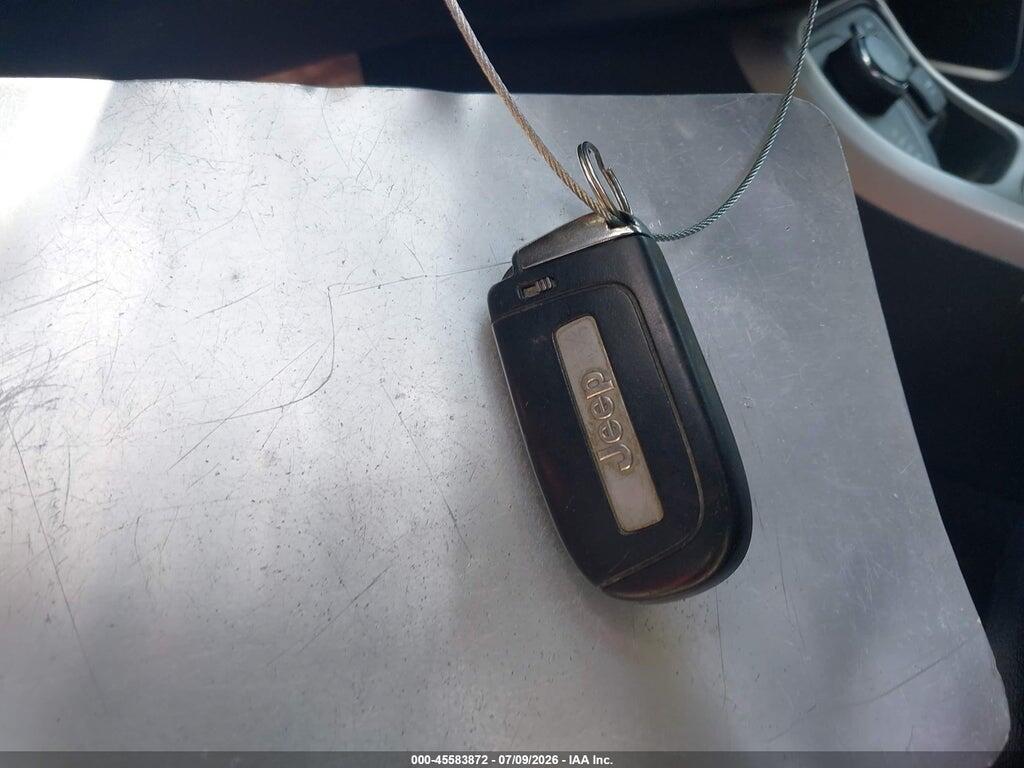 3C4NJDBB2LT219428 2020 JEEP COMPASS photo no. 11