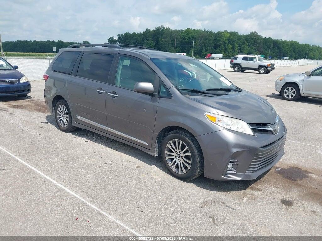 5TDYZ3DCXJS928671 2018 TOYOTA SIENNA photo no. 1