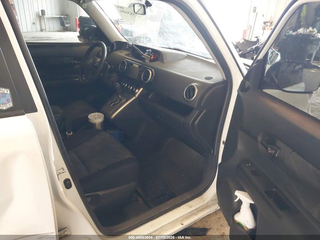 JTLZE4FE7FJ070606 2015 SCION XB photo no. 5