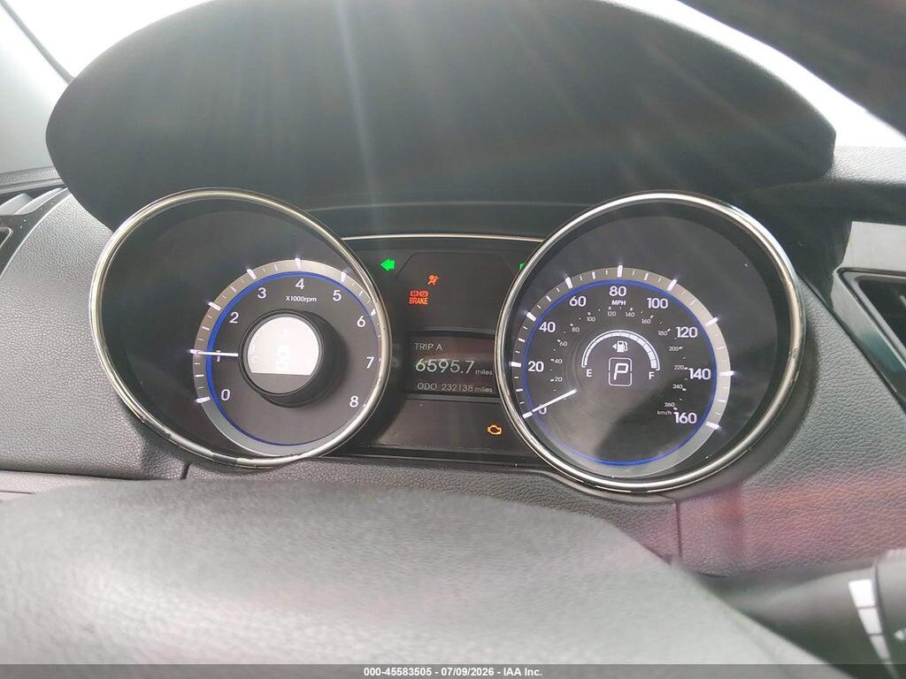 5NPEC4ACXBH011073 2011 HYUNDAI SONATA photo no. 7