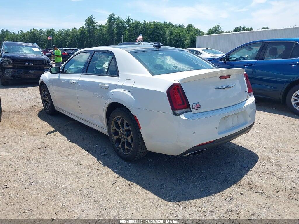 2C3CCAGG7JH202154 2018 CHRYSLER 300 photo no. 3