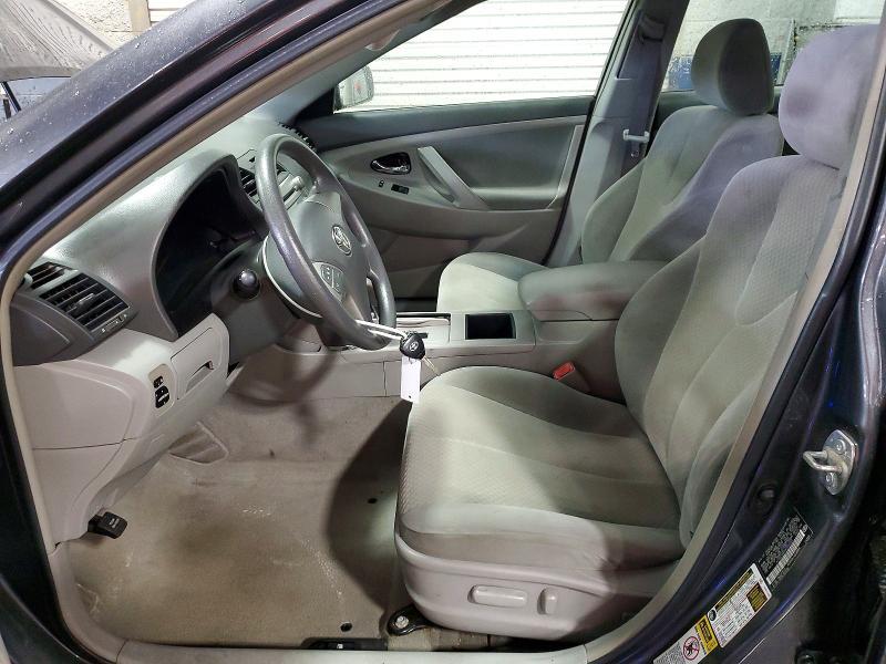 2009 TOYOTA CAMRY LE — Фото 7 из 13