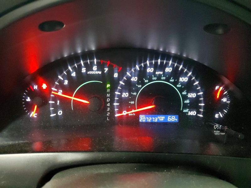 2009 TOYOTA CAMRY LE — Фото 9 из 13