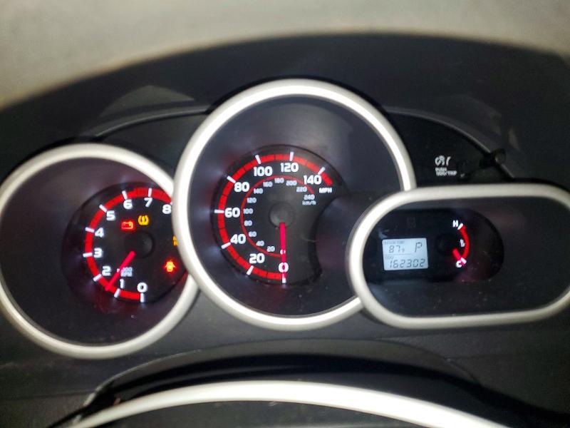 2009 TOYOTA COROLLA MATRIX S — Фото 9 из 12
