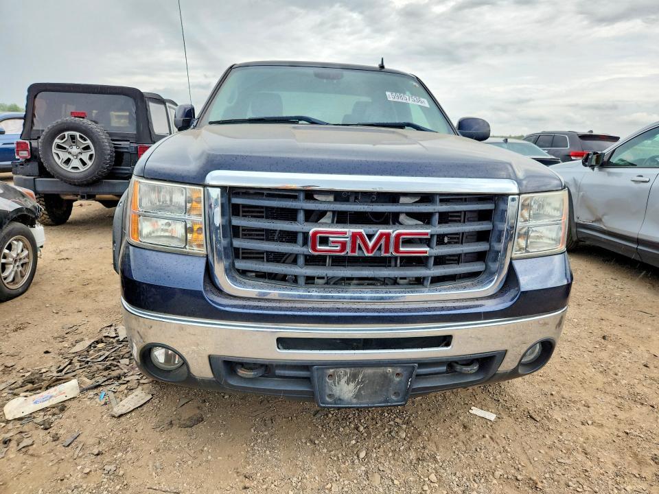 2008 GMC SIERRA K2500 HEAVY DUTY — Фото 5 из 12