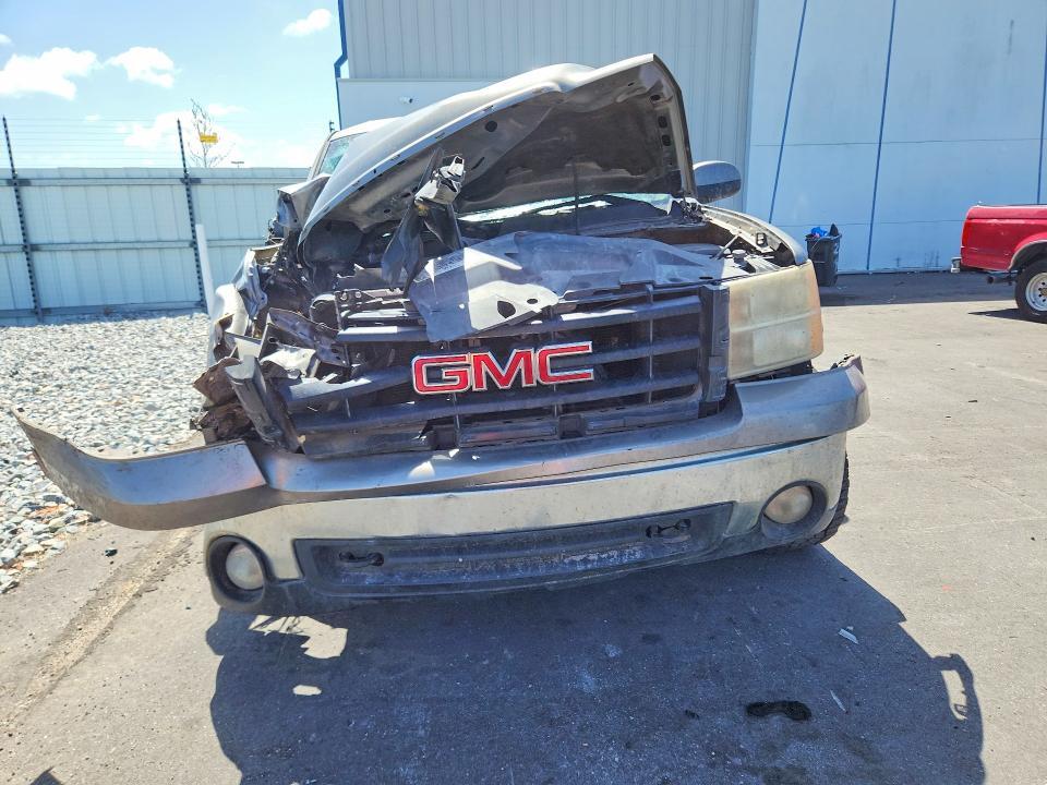 2008 GMC SIERRA C1500 — Фото 5 из 12