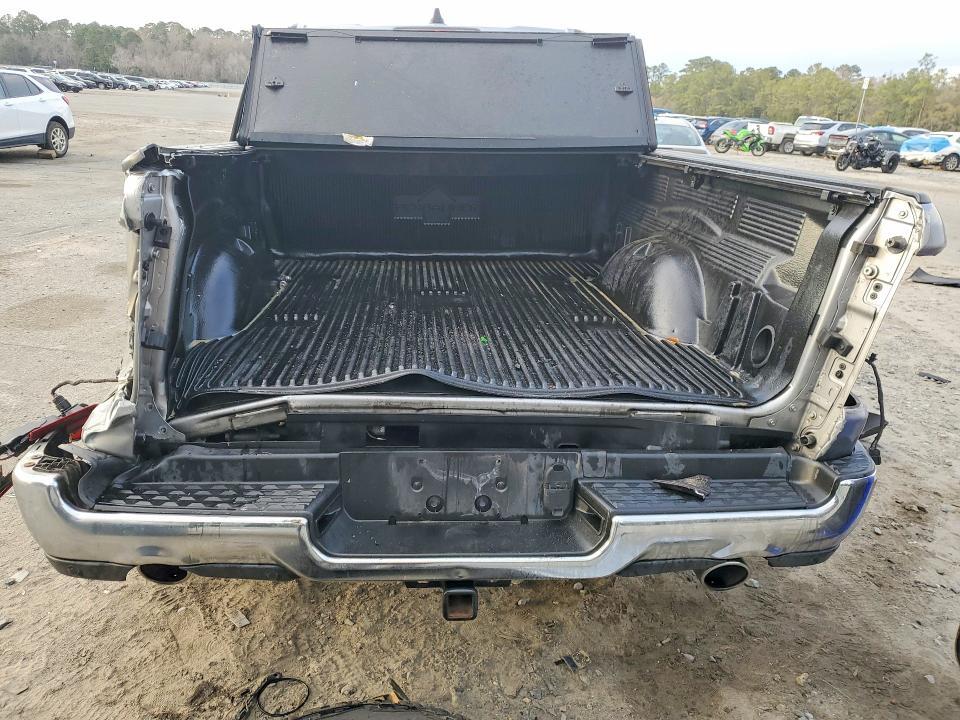 1C6SRFMT1KN567398 2019 RAM 1500 photo no. 6