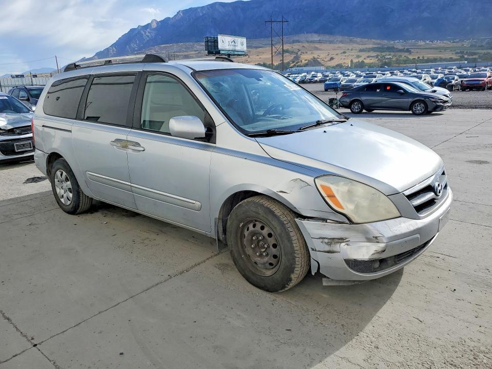 KNDMC233086046754 2008 HYUNDAI ENTOURAGE photo no. 4
