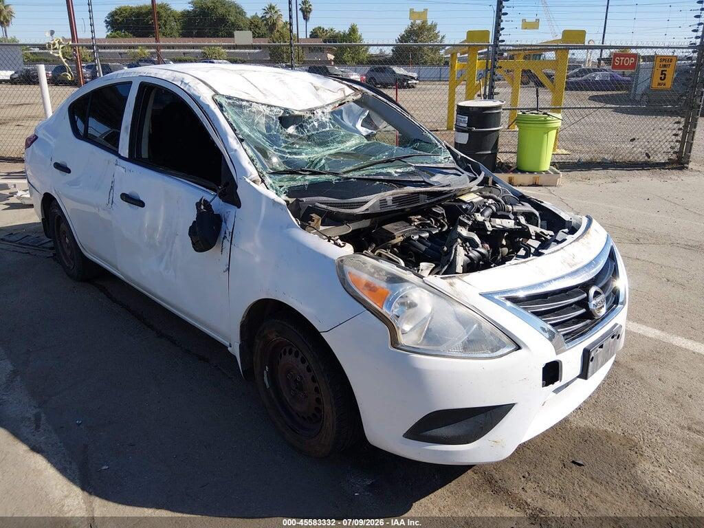 3N1CN7AP4FL816856 2015 NISSAN VERSA photo no. 1