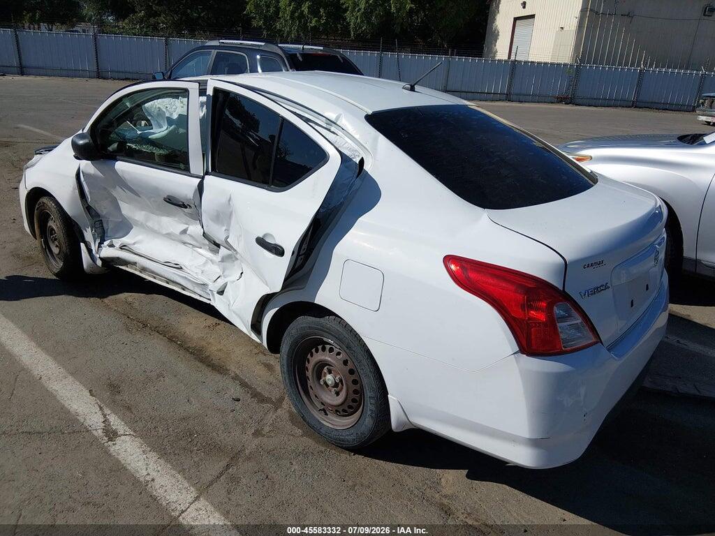 3N1CN7AP4FL816856 2015 NISSAN VERSA photo no. 3