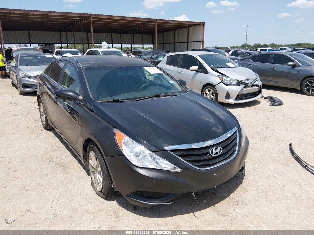 5NPEB4AC4DH747710 2013 HYUNDAI SONATA photo no. 1