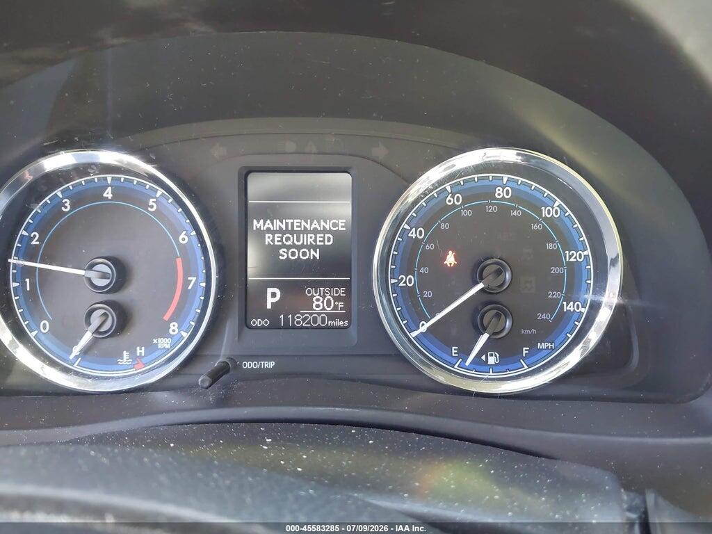 5YFBURHE2HP712576 2017 TOYOTA COROLLA photo no. 7