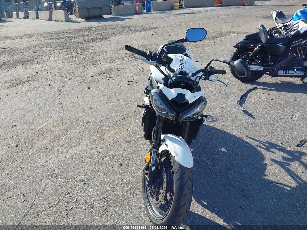 SMTA604S5RTBK1024 2024 TRIUMPH MOTORCYCLE STREET TRIPLE photo no. 5