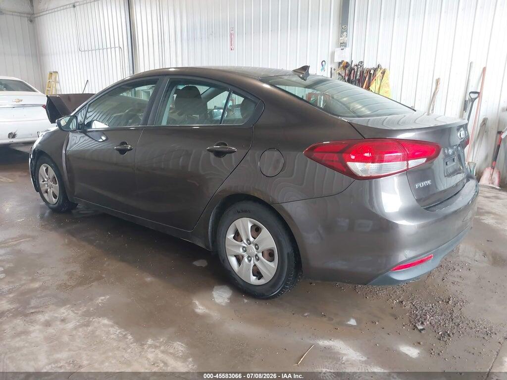 3KPFL4A70HE091164 2017 KIA FORTE photo no. 3