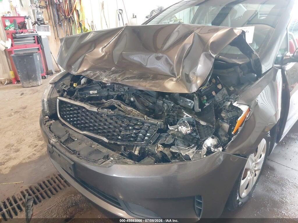 3KPFL4A70HE091164 2017 KIA FORTE photo no. 6