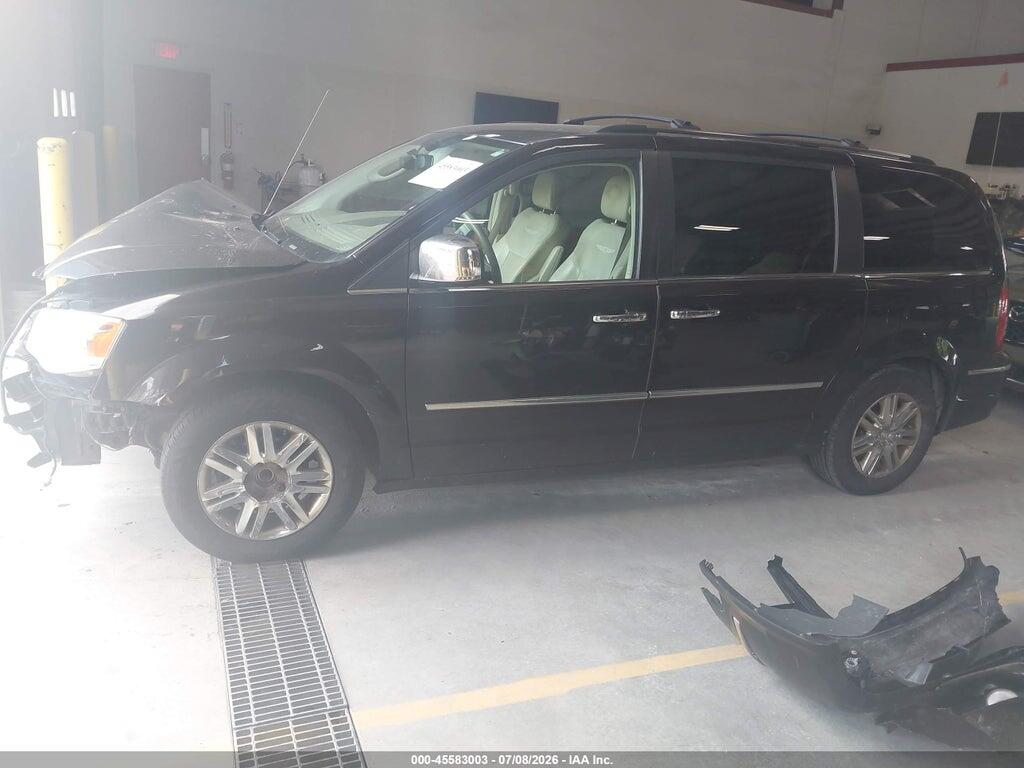 2A4RR7DX0AR435518 2010 CHRYSLER TOWN & COUNTRY photo no. 2