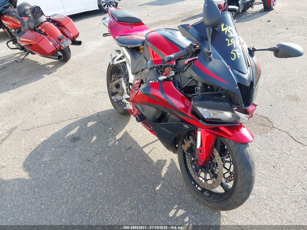 JH2PC4081AK300050 2010 HONDA CBR600 photo no. 1