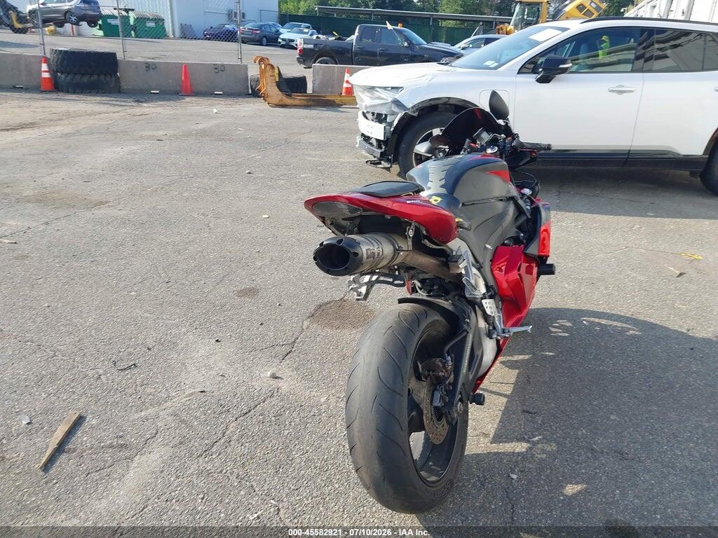 JH2PC4081AK300050 2010 HONDA CBR600 photo no. 6