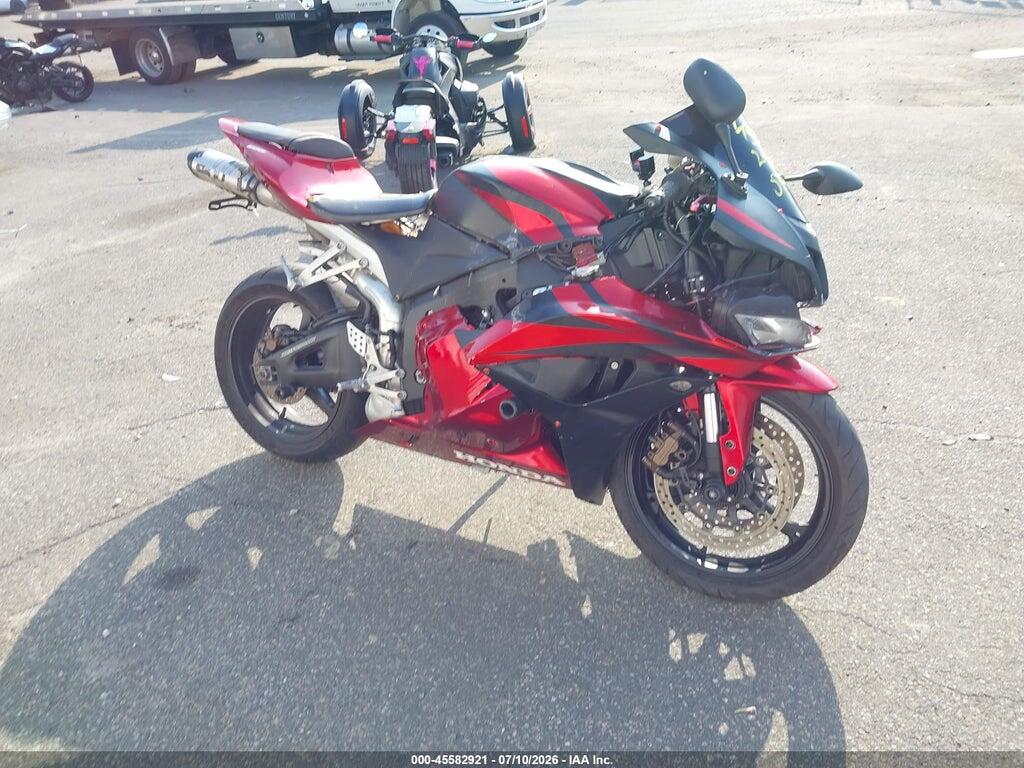 JH2PC4081AK300050 2010 HONDA CBR600 photo no. 8