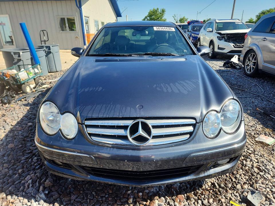 WDBTJ56H98F238201 2008 MERCEDES-BENZ CLK photo no. 5