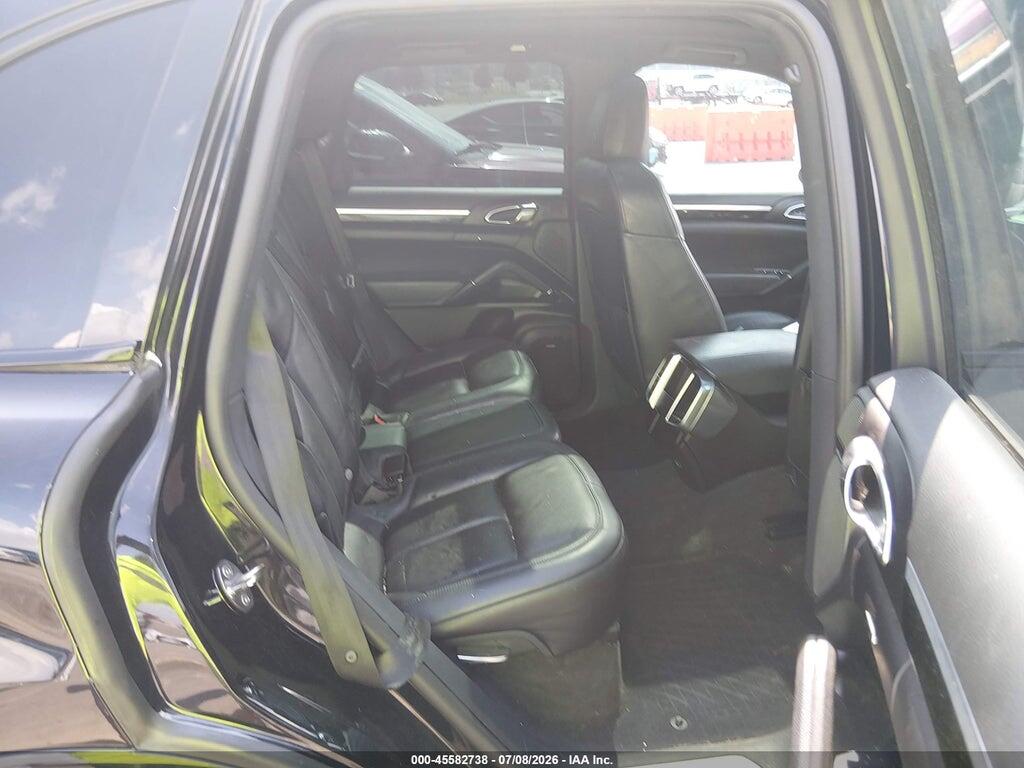 WP1AA2A23JKA06067 2018 PORSCHE CAYENNE photo no. 8