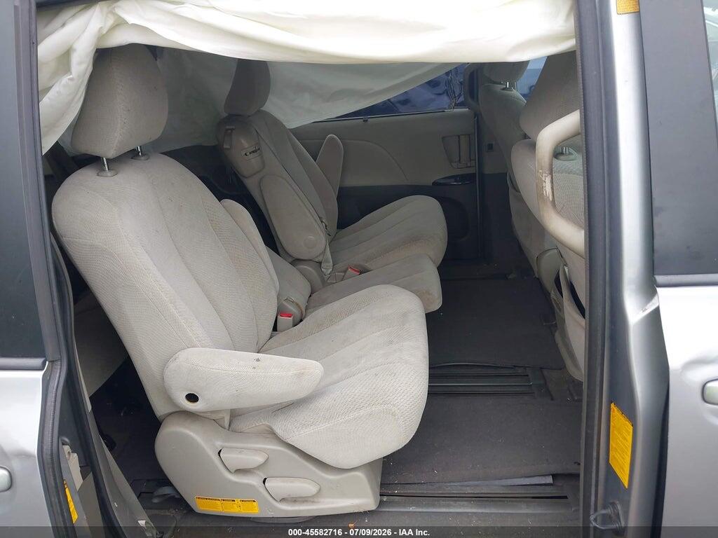 5TDKK3DC6DS327420 2013 TOYOTA SIENNA photo no. 8
