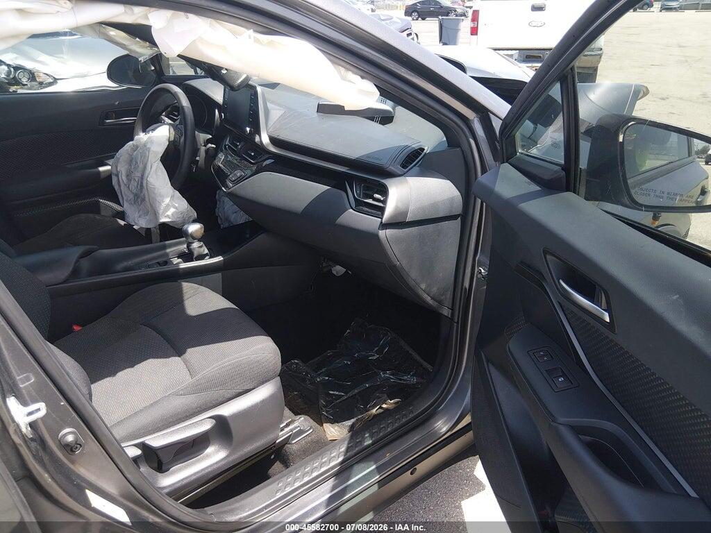 NMTKHMBX7KR094279 2019 TOYOTA C-HR photo no. 5