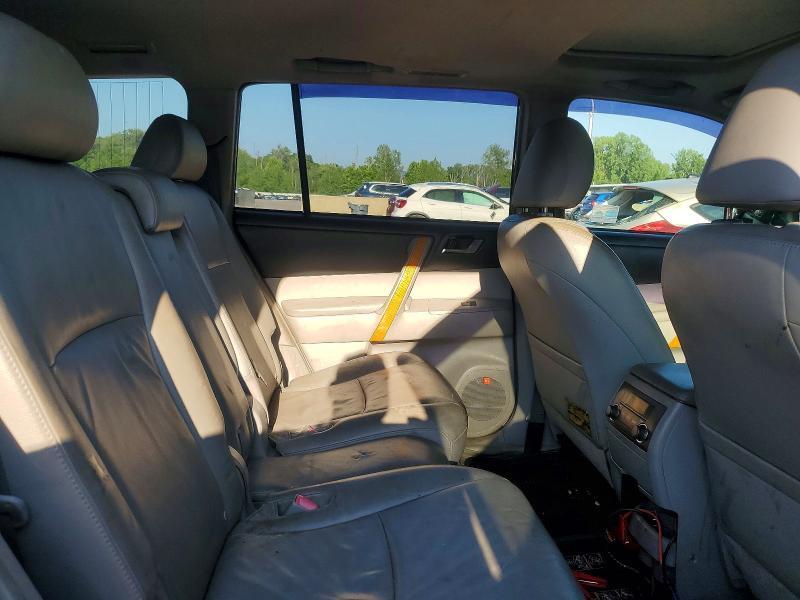 2008 TOYOTA HIGHLANDER HYBRID LIMITED — Фото 11 из 13