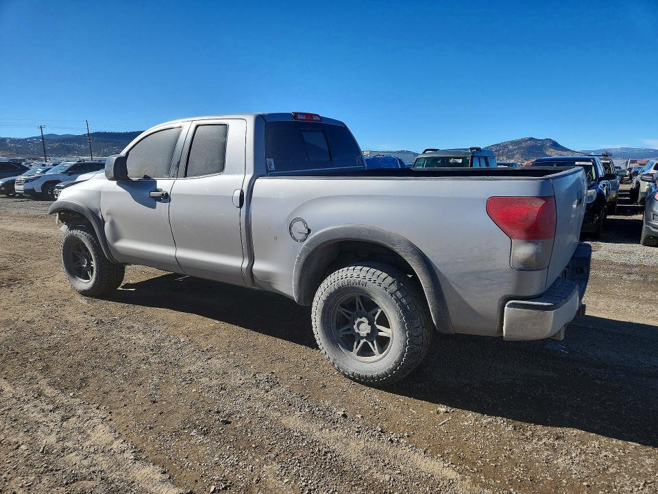 2008 TOYOTA TUNDRA SR5 — Фото 2 из 12