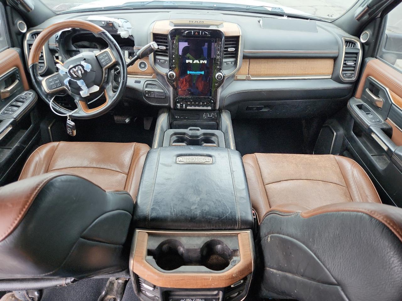 2019 RAM 2500 LONGHORN — Фото 8 из 13