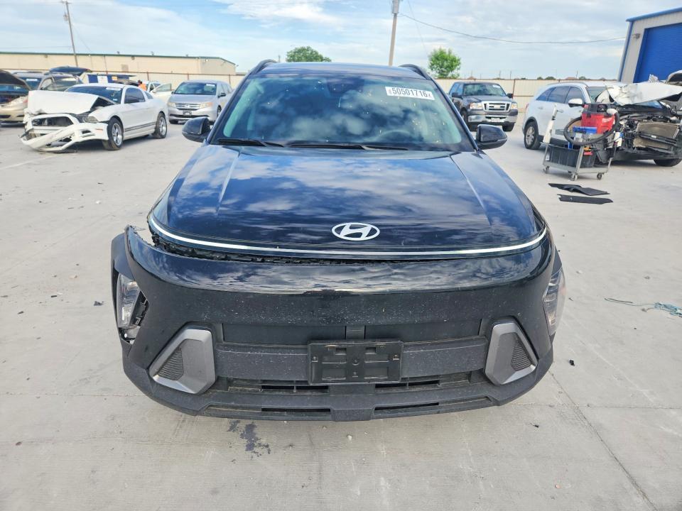 2025 HYUNDAI KONA SEL — Фото 5 из 12