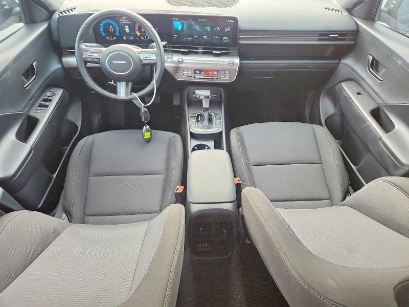 2025 HYUNDAI KONA SEL — Фото 8 из 12
