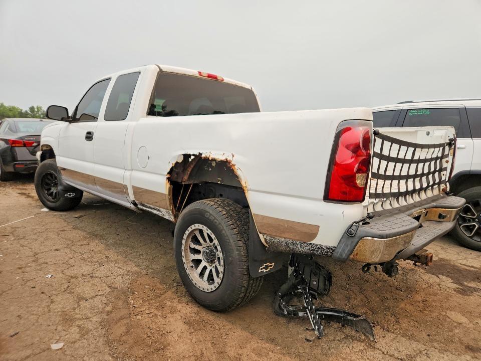 2007 CHEVROLET SILVERADO — Фото 2 из 12
