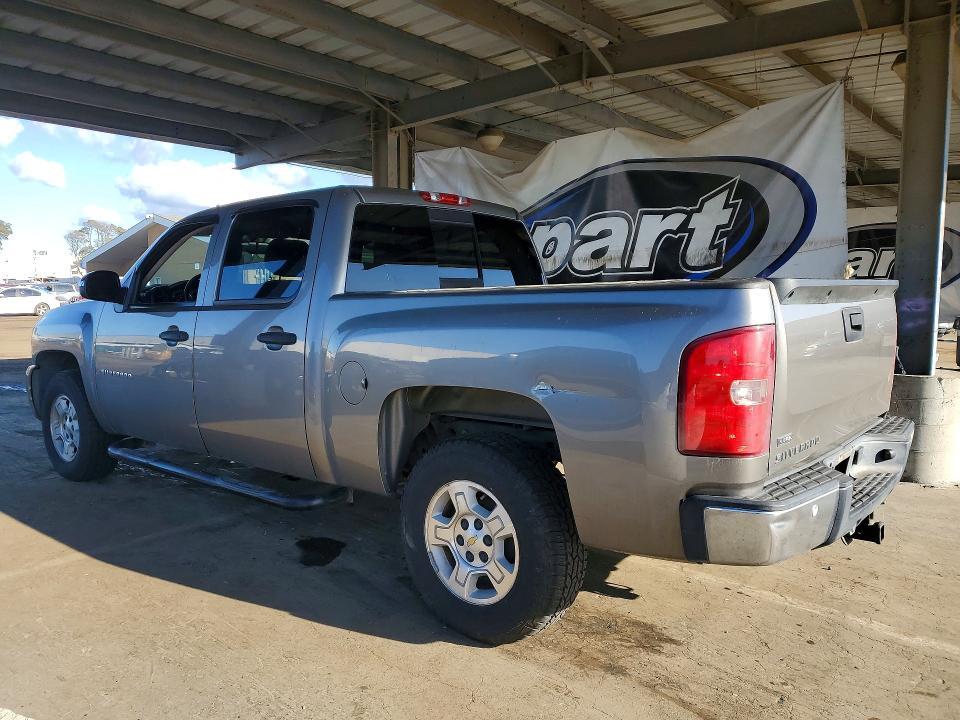 2007 CHEVROLET SILVERADO K1500 CREW CAB — Фото 2 из 12