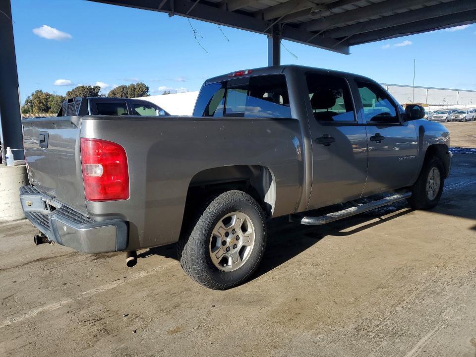 2007 CHEVROLET SILVERADO K1500 CREW CAB — Фото 3 из 12