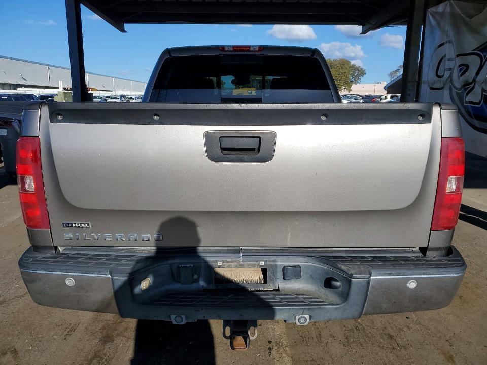 2007 CHEVROLET SILVERADO K1500 CREW CAB — Фото 6 из 12