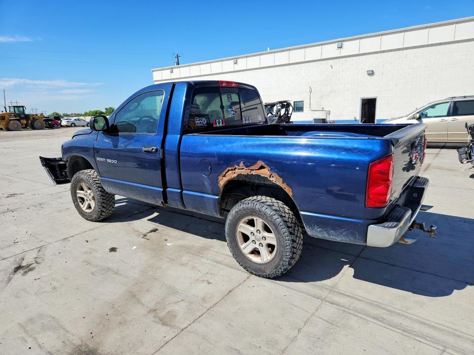 2007 DODGE RAM 1500 ST — Фото 2 из 12
