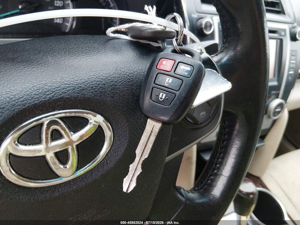 4T4BF1FK3ER420049 2014 TOYOTA CAMRY photo no. 11