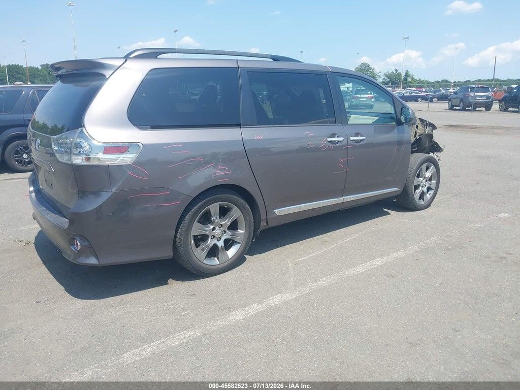 5TDXK3DC2ES497572 2014 TOYOTA SIENNA photo no. 4