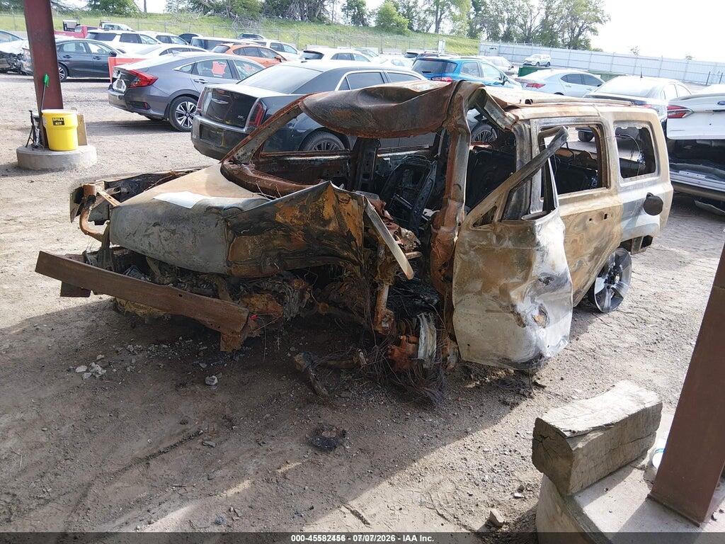 1C4NJRFB9GD631817 2016 JEEP PATRIOT photo no. 2