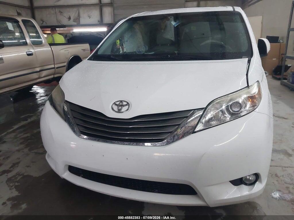 5TDYK3DC5ES475747 2014 TOYOTA SIENNA photo no. 12