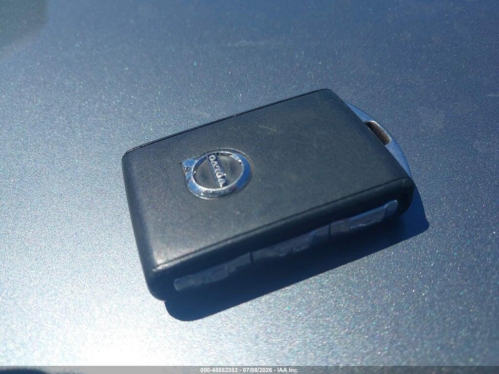 YV4A22PK7J1337775 2018 VOLVO XC90 photo no. 11