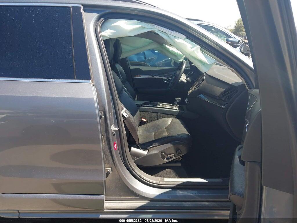 YV4A22PK7J1337775 2018 VOLVO XC90 photo no. 5